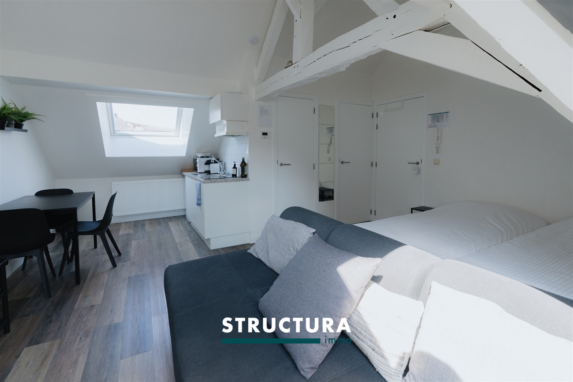 Bemeubelde studio op centrale ligging - foto 5