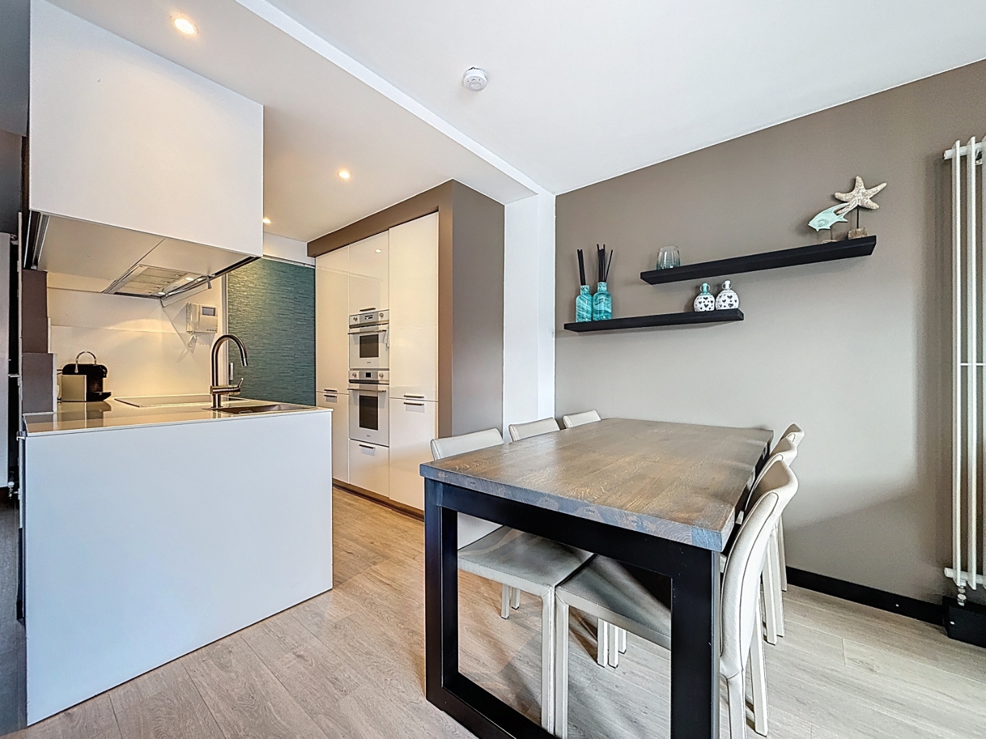 Instapklaar appartement met zicht op de vaargeul te Nieuwpoort-Bad - foto 5