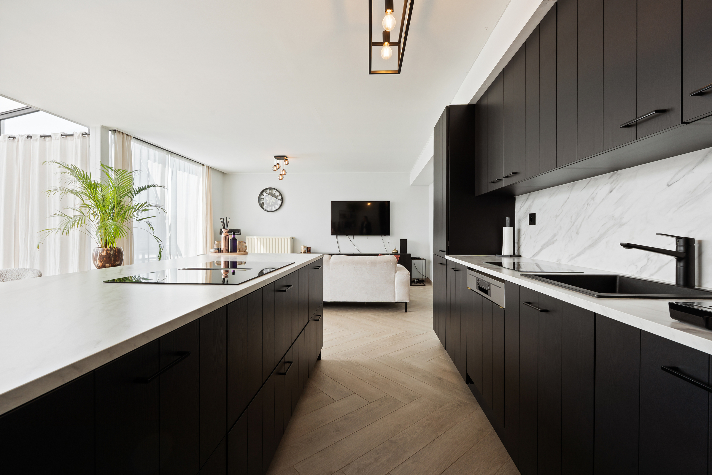 Zonovergoten appartement met terras in Kapellen! - foto 5