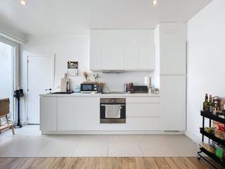 Harelbeke: leuke, ruime woning te huur met 3 slaapkamers.Het huis is gelegen in Harelbeke en beschikt over 3 volwaardige slaapkamers en een...