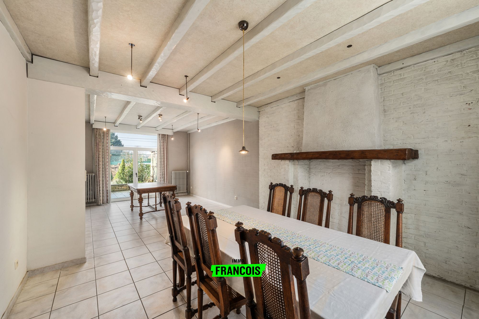 Charmante herenwoning met 4 slaapkamers, tuin en garage in Gistel - foto 4