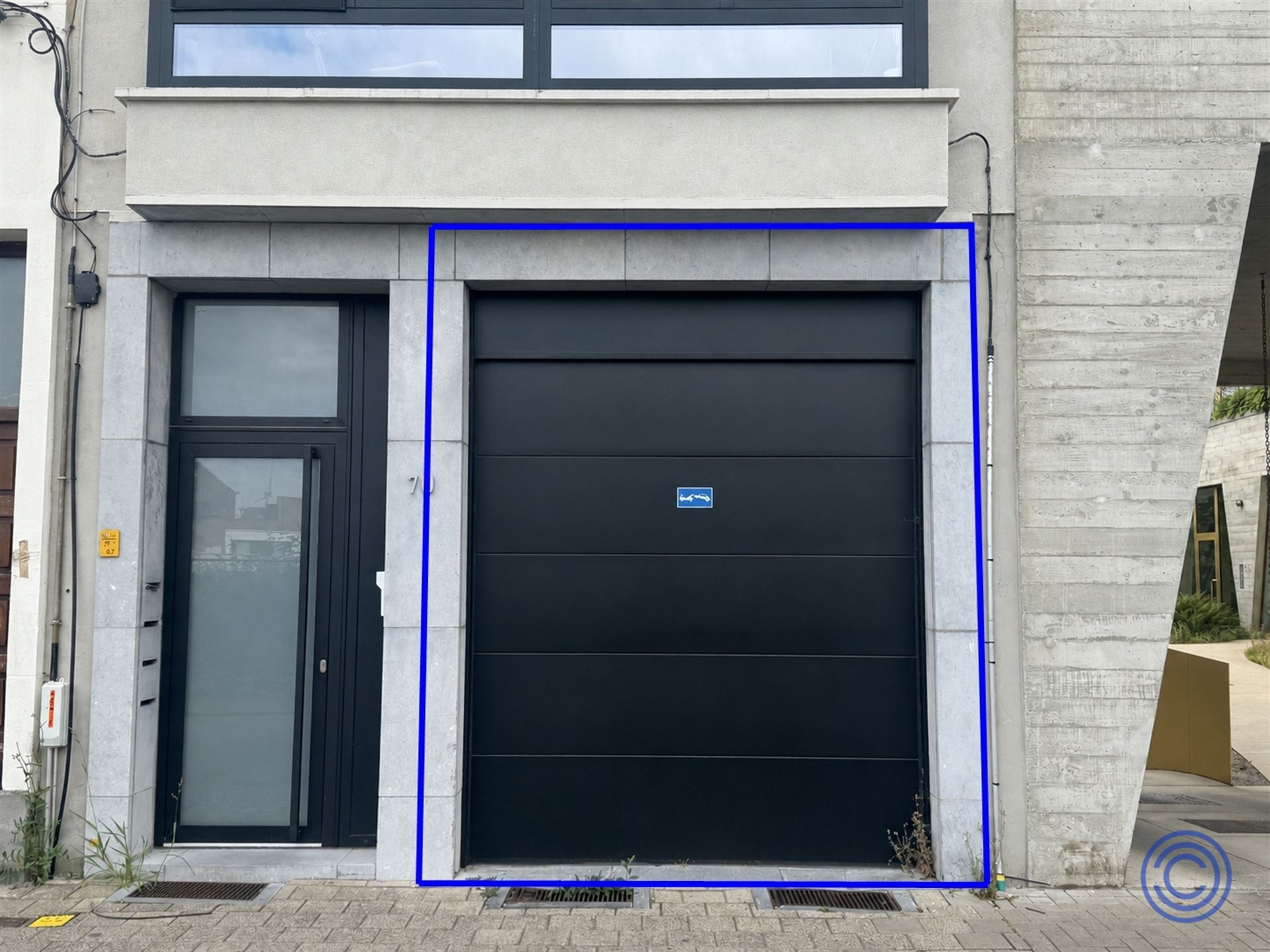 Ruim en veelzijdig magazijn van ca. 800 m² te huur op een centrale en vlot bereikbare locatie in Antwerpen. - foto 5