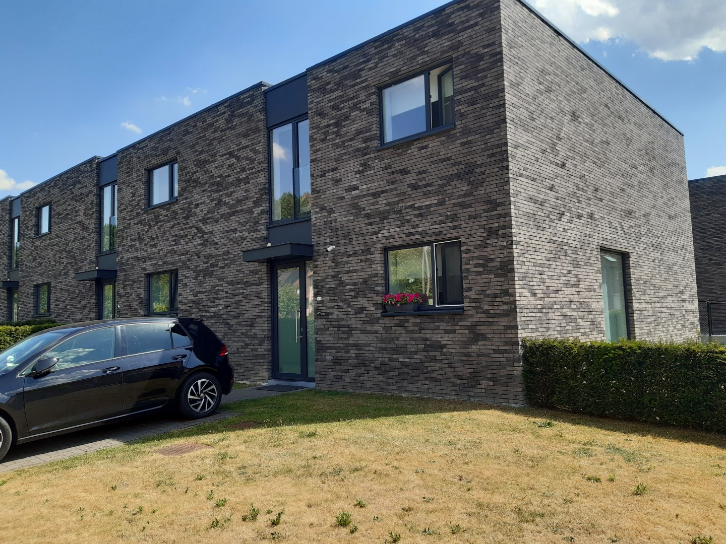 Half open (160 m²) met zonnepanelen ! - foto 2