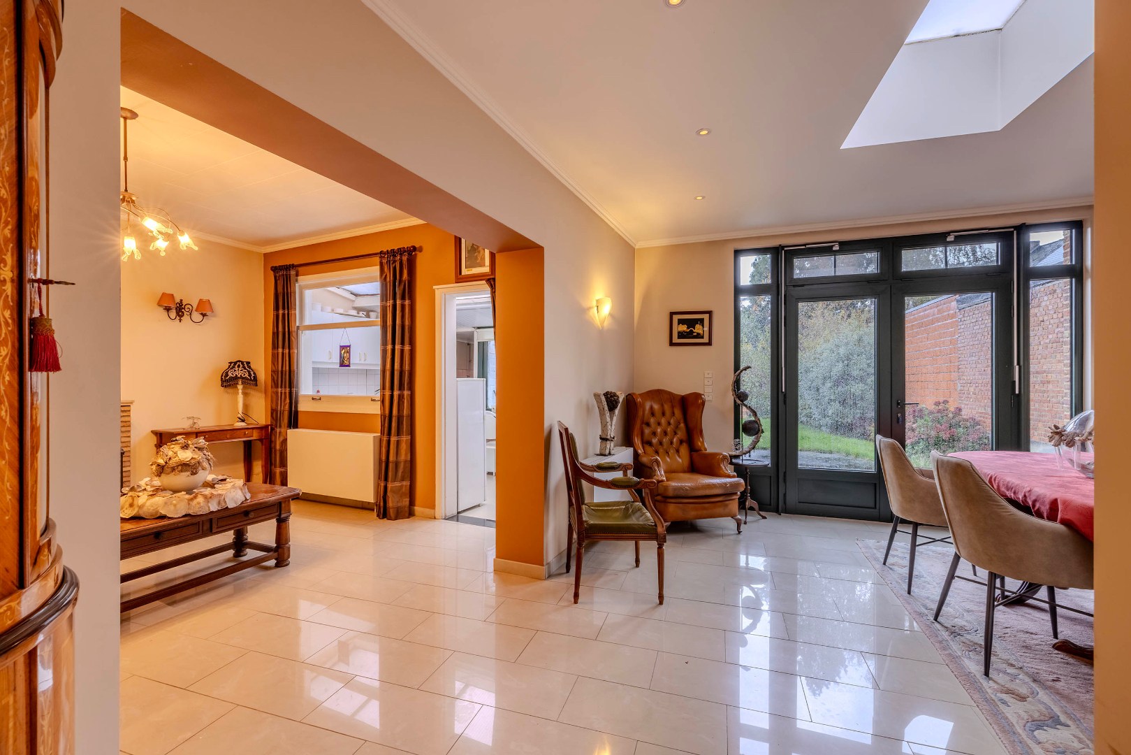 Charmante woning met ruime tuin op toplocatie - foto 5