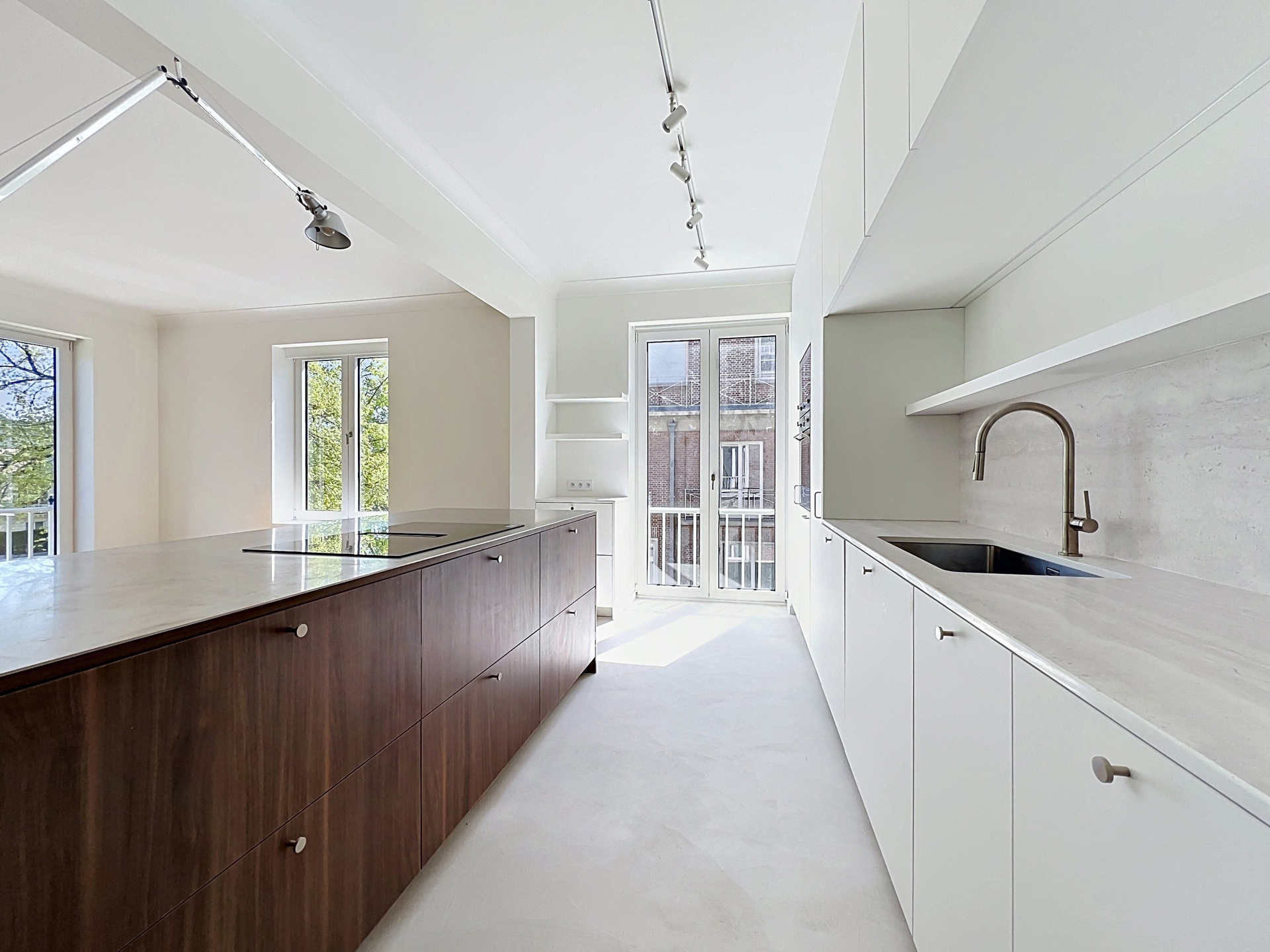Apartment for rent in Brussels with 4 bedrooms - photo 3