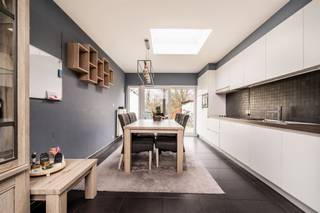 MAISON FAMILIALE PRÊTE À EMMÉNAGER AVEC JARDIN ATTENANT AU PARC VRIJBROEKVous êtes à la recherche dune maison moderne et lumineuse, proche du...