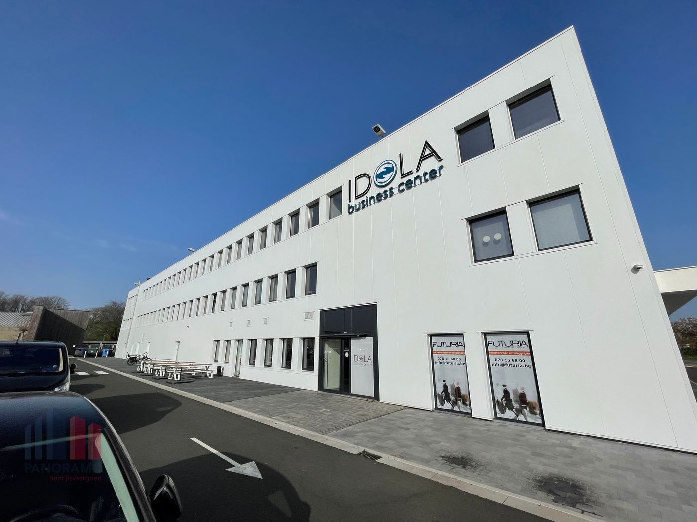 Bureaux meublés de 20 personnes près du R4 - photo 2