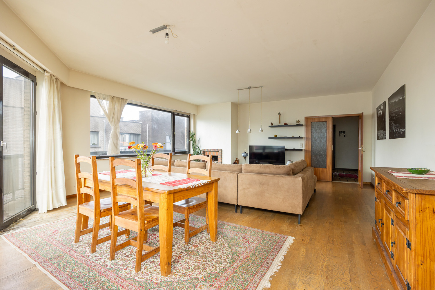 Riant te moderniseren 3-slk app (150m²) met terras - photo 2