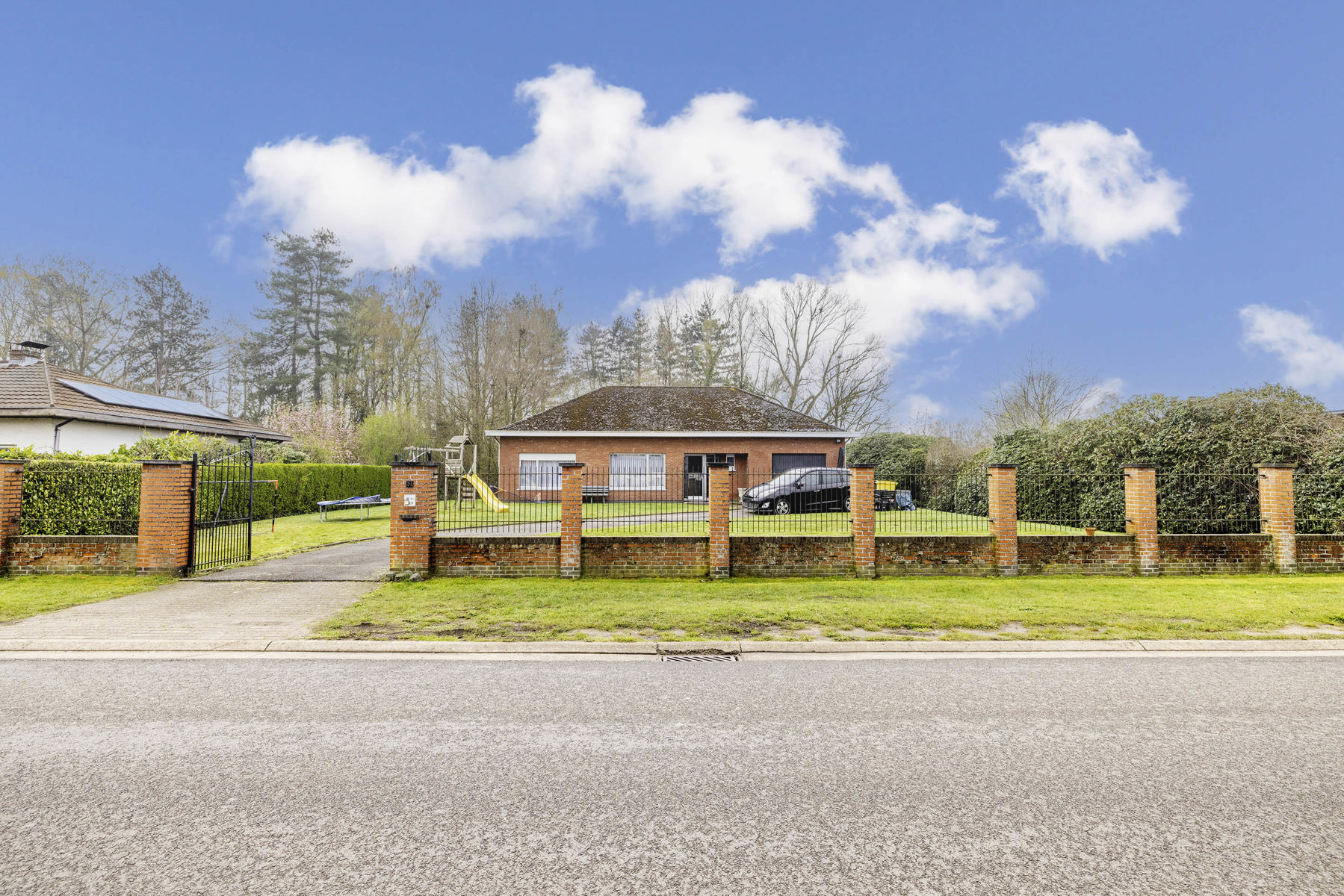 Rustig gelegen te renoveren woning met 2 slp op mooi perceel - foto 5