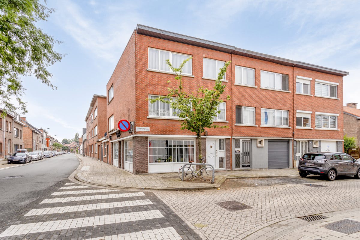 Handelspand met woonst te koop in Hoboken - foto 1