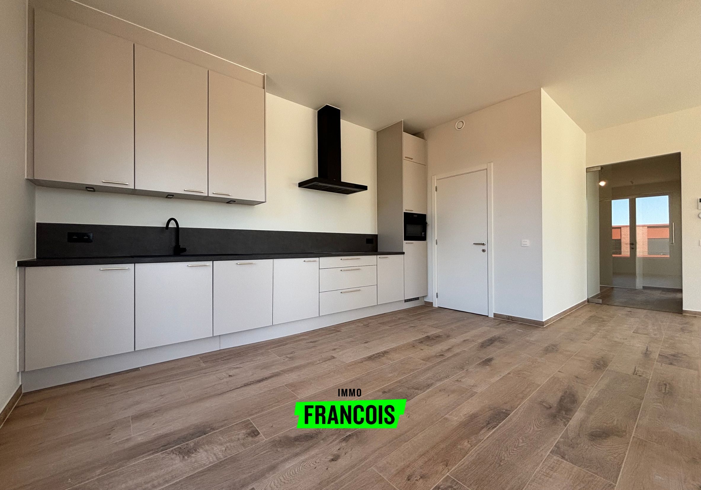 Lichtrijke penthouse met 2 slaapkamers in Sint-Lievens-Houtem - foto 1