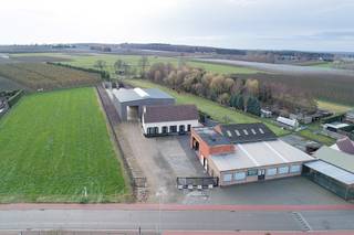 Commercial à vendre à Nieuwerkerken