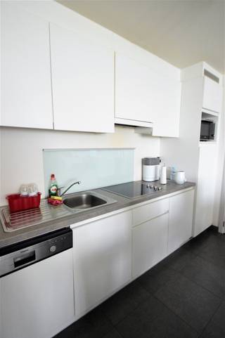 Instapklaar recent appartement Rustig gelegen appartement (achterzijde gebouw) in recente residentie aan Schelde.Indeling: inkom, living met open...