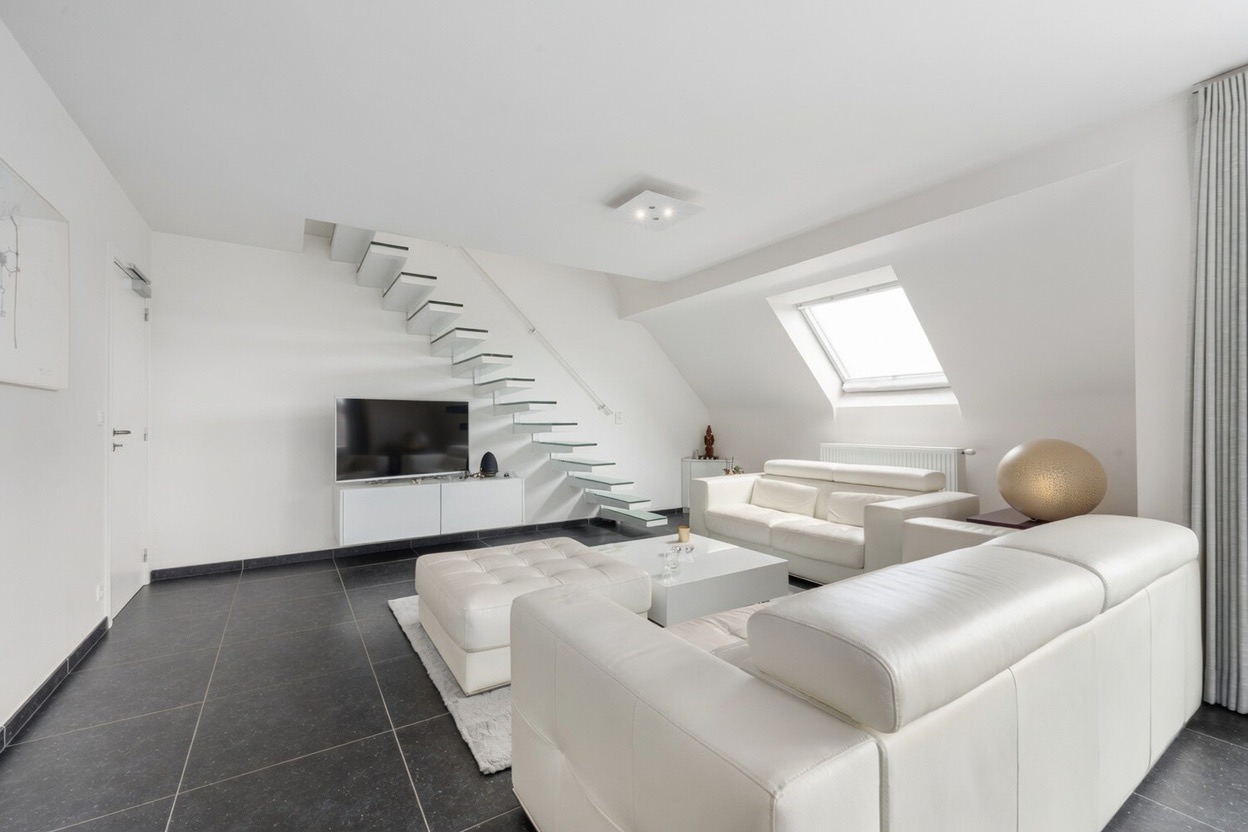 Instapklare hoogwaardig afgewerkte duplex met ruim terras - foto 5