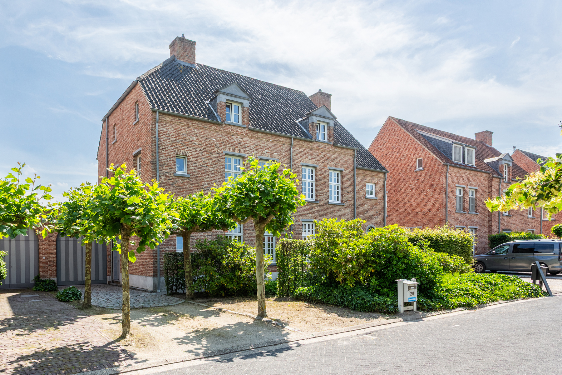 Kontich | Ruime en charmante woning met zuidgerichte tuin - foto 1