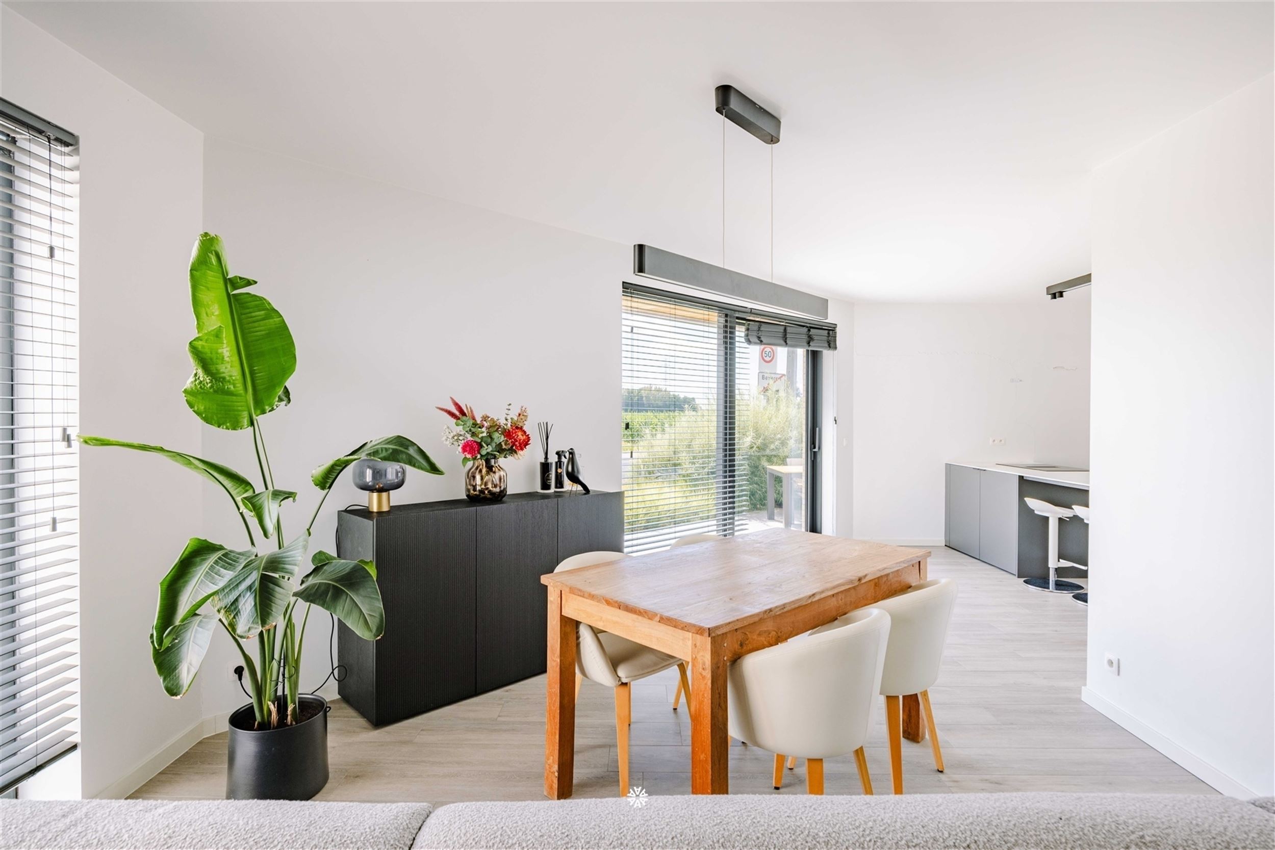 Appartement nouvellement construit avec une terrasse très spacieuse - photo 5