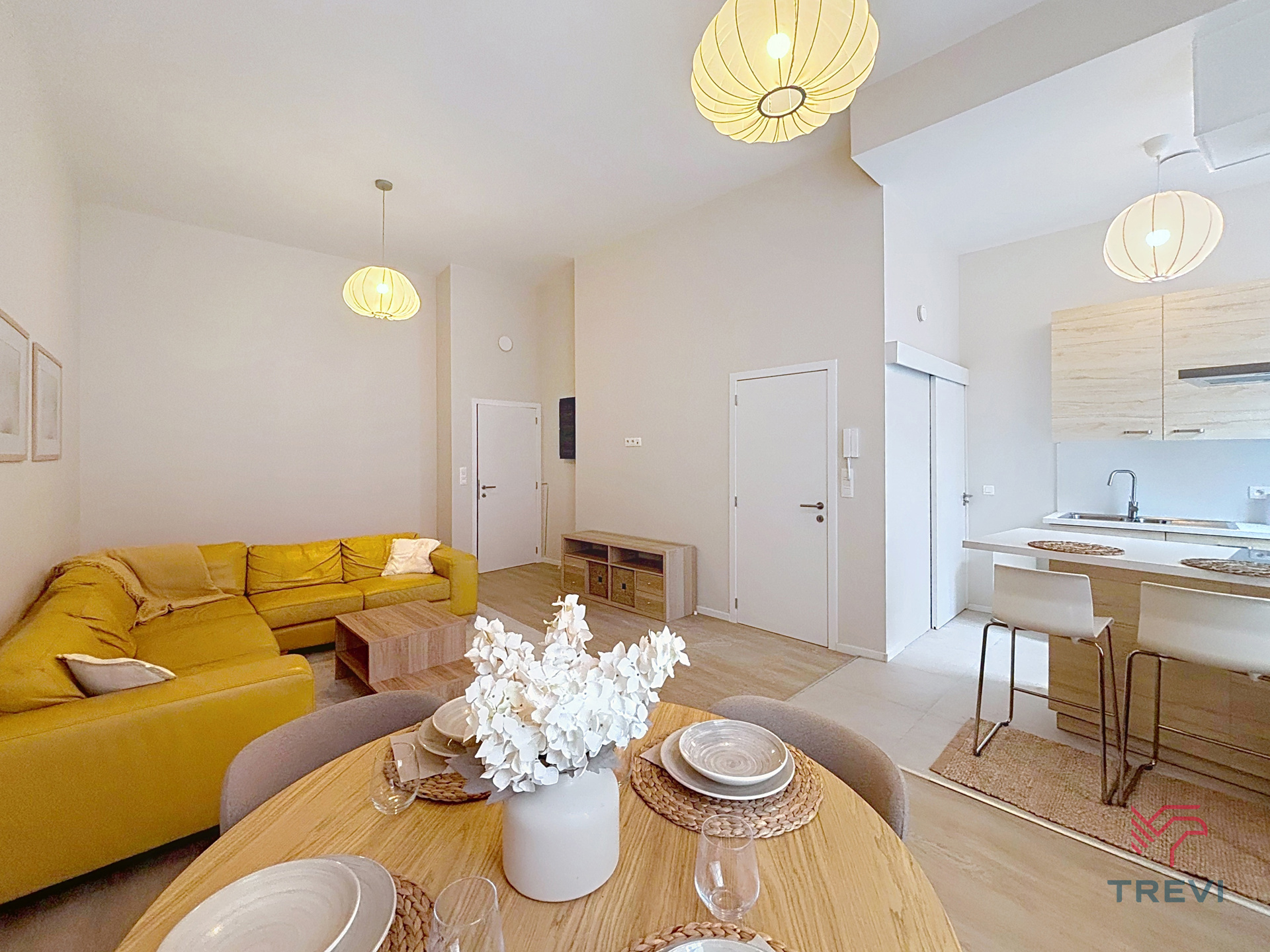 Appartement à louer à Bruxelles avec 3 chambres - photo 2