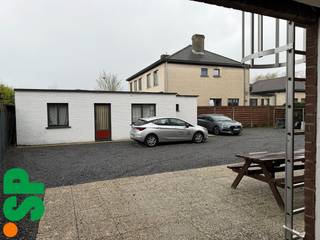 Studentenhuis met 11 vergunde koten, gelegen in het centrum van Geel.Het gebouw omvat 11 verhuurde koten. Voorts zijn er 3 keukens en is er op elke...