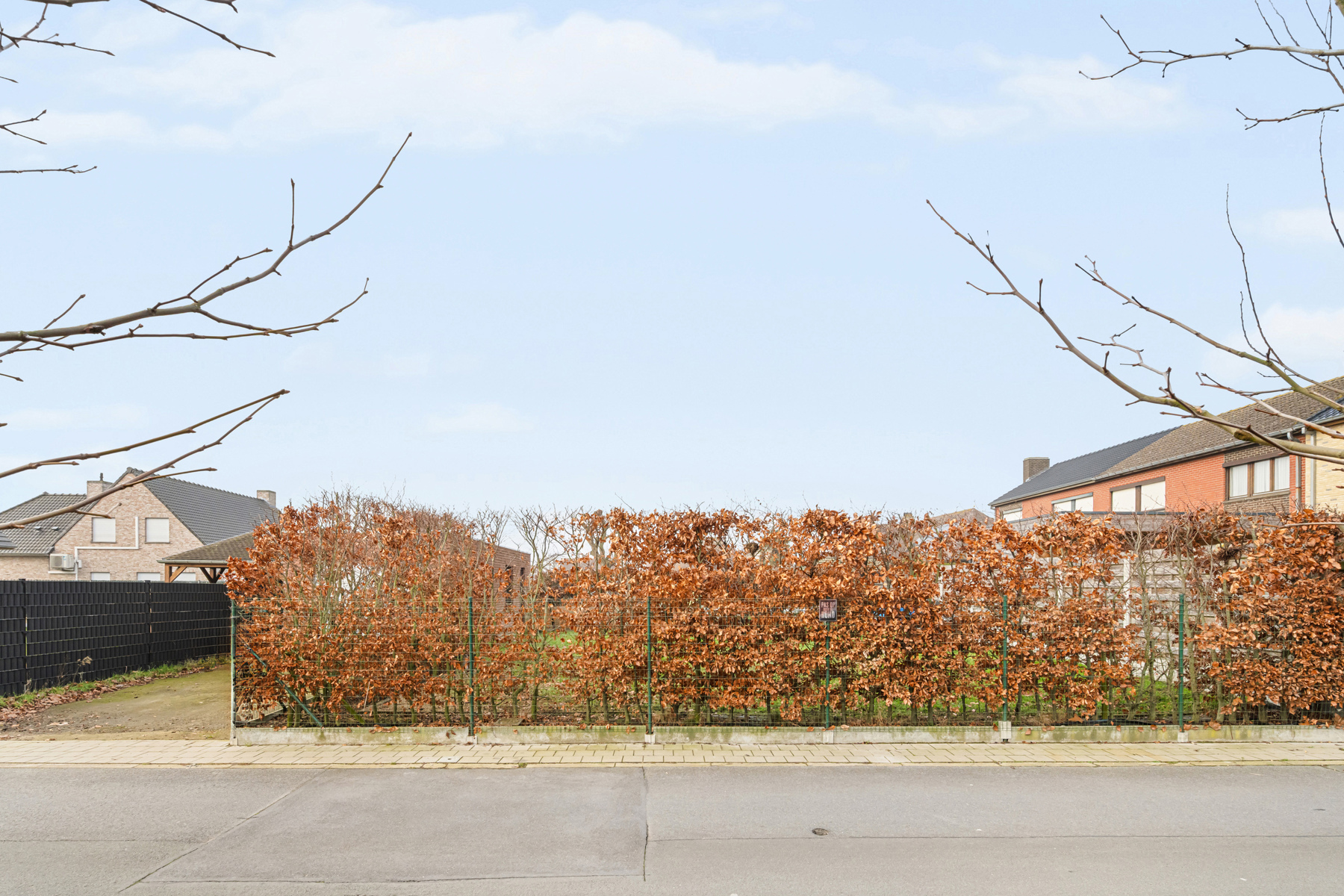 Bouwgrond in een rustige buurt - foto 4