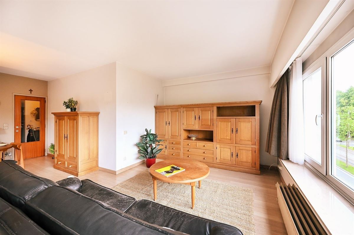 Ruim hoekappartement met 3 slpk en garage in centrum Mortsel - foto 4