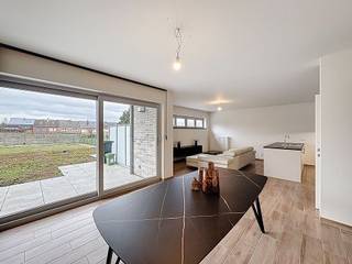 Located on the first floor of a well-maintained building with lift, this modern and move-in-ready one-bedroom apartment is situated in...