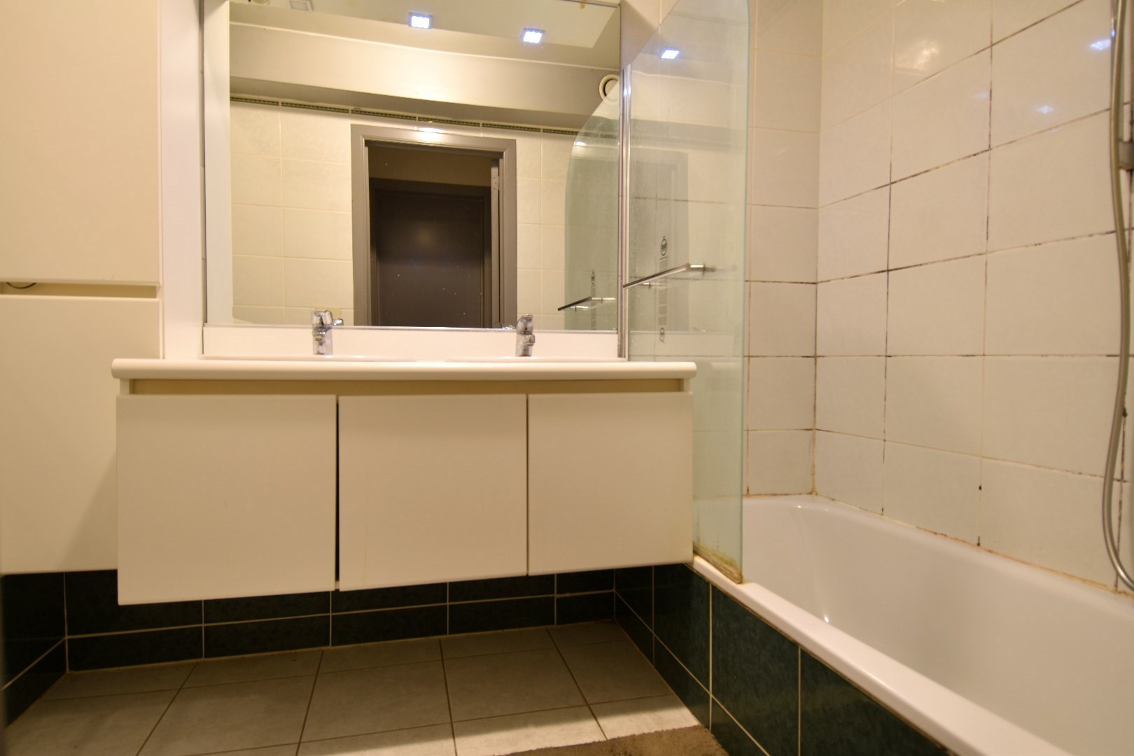 Appartement met 2 slaapkamers op centrale ligging te Bissegem - foto 4