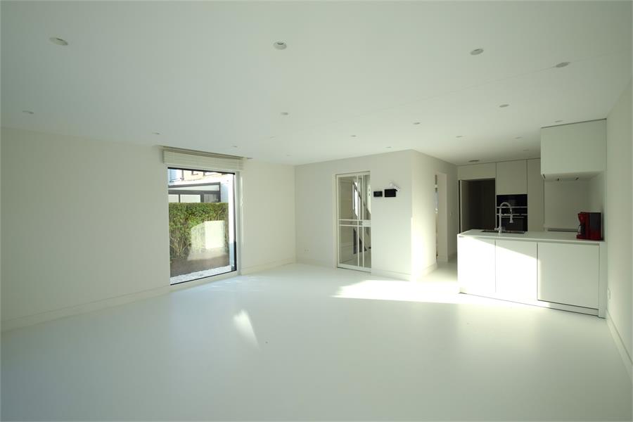 Moderne halfopen bebouwing op rustige ligging - foto 4