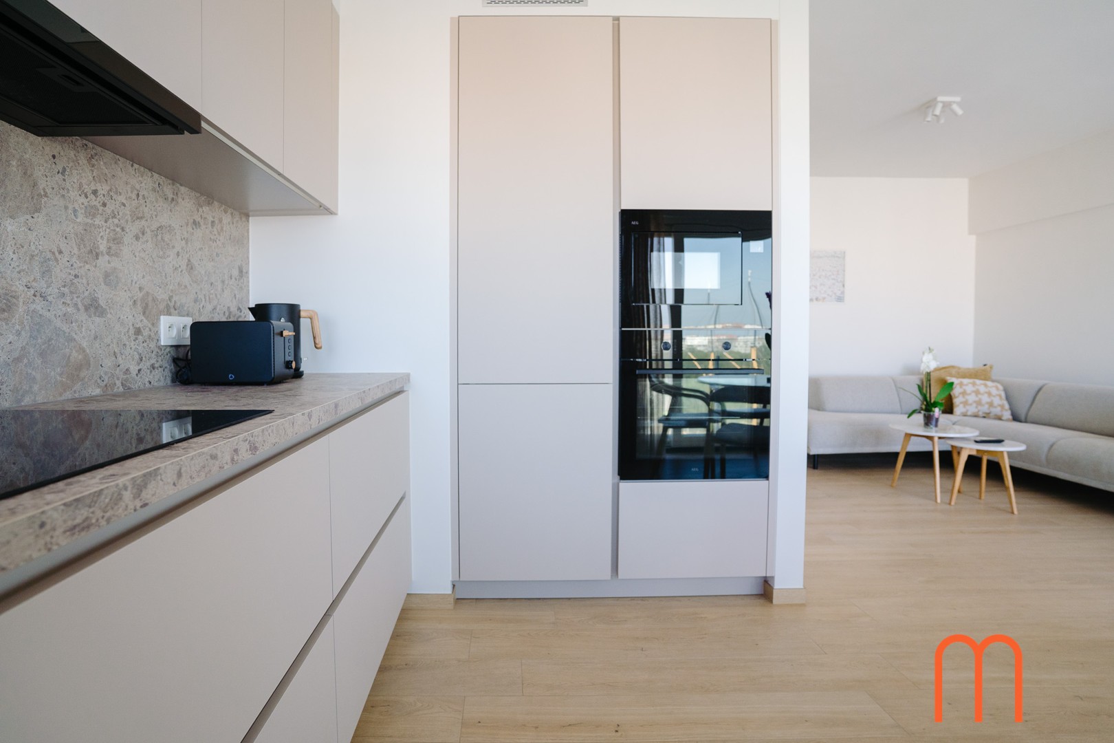 Volledig gerenoveerd en gemeubeld appartement met uniek zicht op de Mercator en de jachthaven in Oostende - foto 3