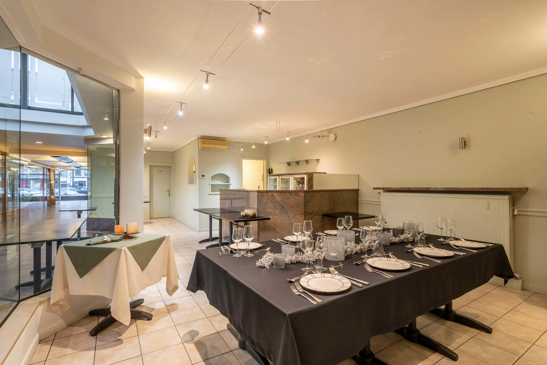 Handelsruimte in dé gezelligste galerij van Genk - foto 4