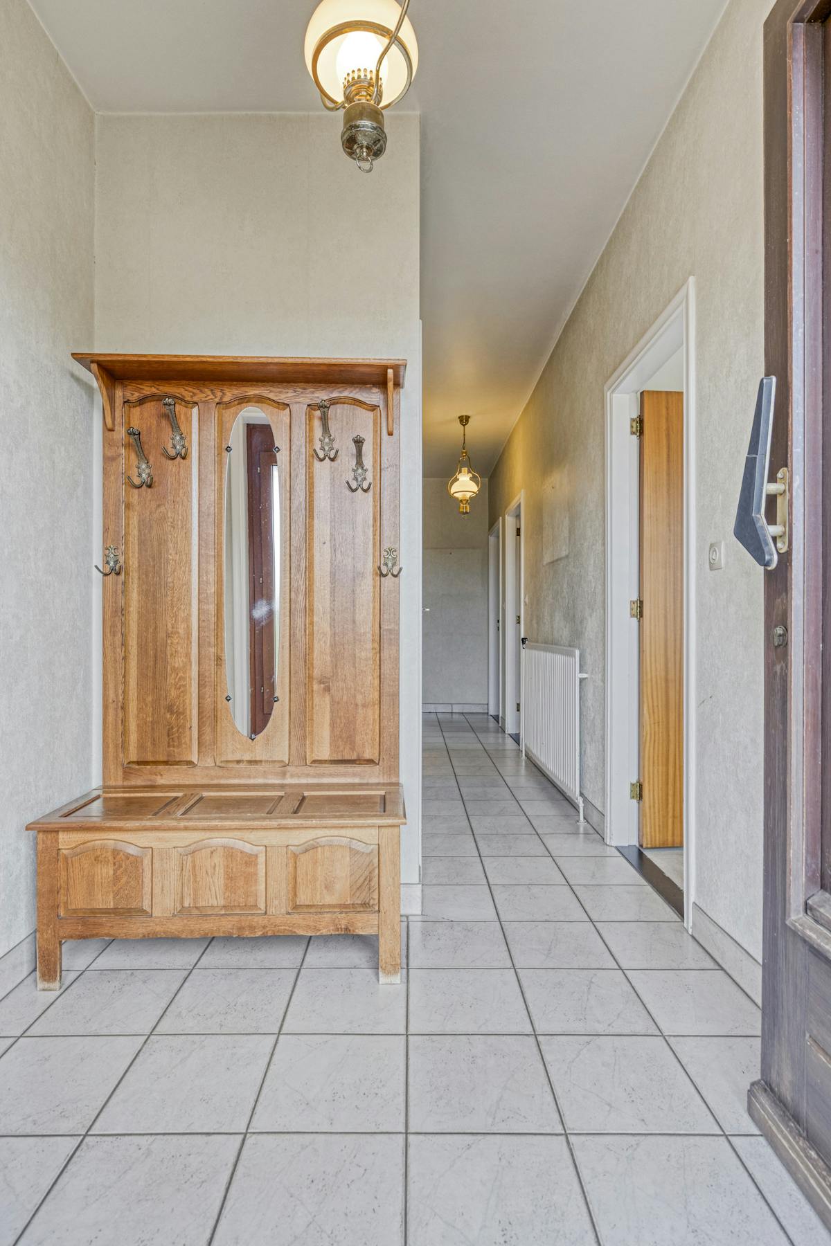 Landhuis op ca.1214m²  met aanpalend bouwland aan de tuin ! - foto 5