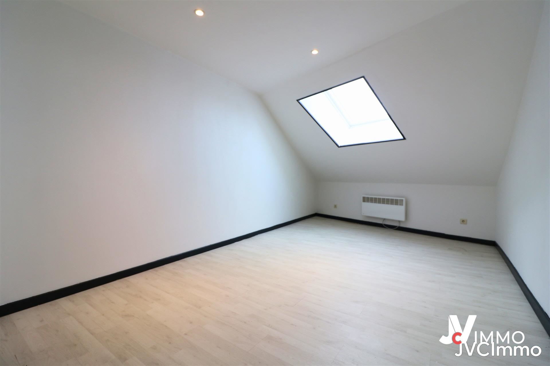 Apartment - photo 4