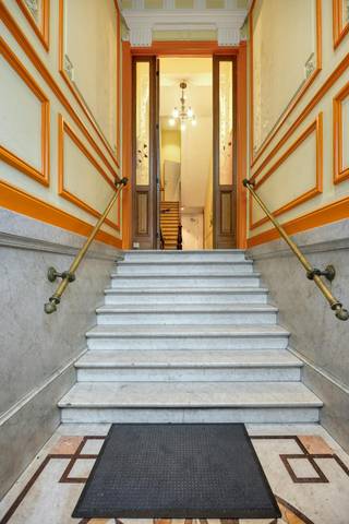 Charmant herenhuis gelegen aan de Leopold II-laan in Koekelberg.Deze op te frissen woning beschikt over een royale oppervlakte van 464m². Vandaag...