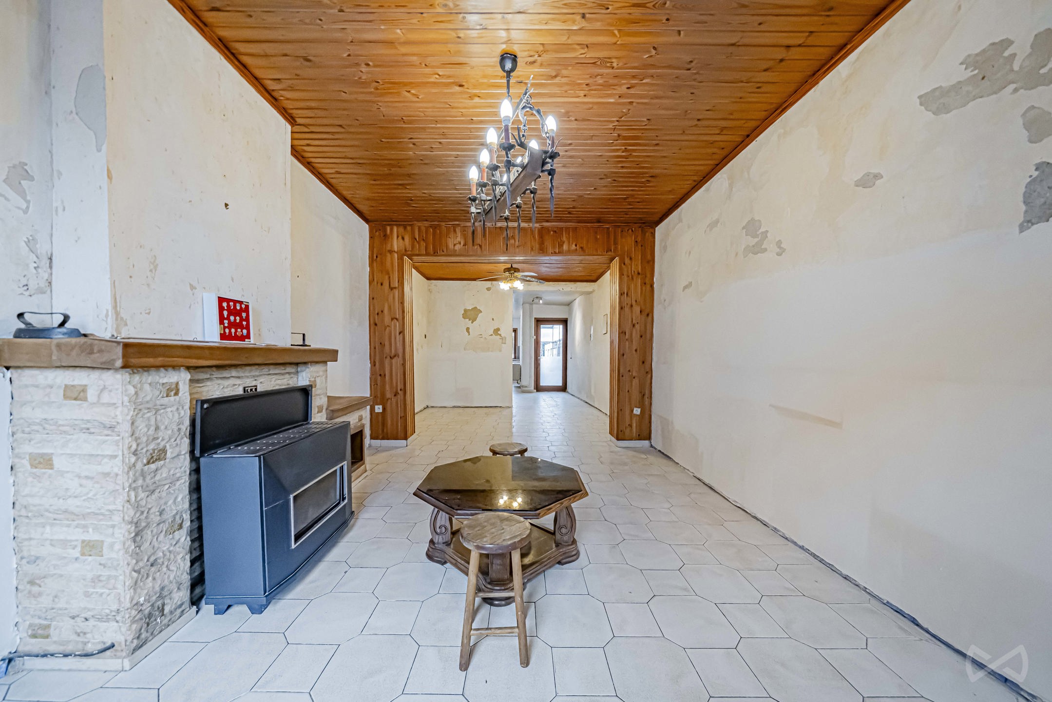 Huis te koop in Jumet met 4 slaapkamers - foto 2