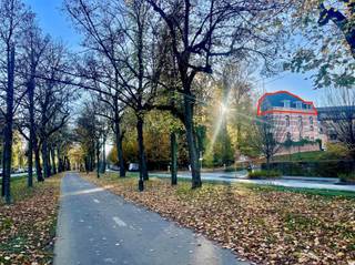 This exclusive furnished penthouse, offering a generous living area of 119 m², is located on the second floor of the charming, small-scale...