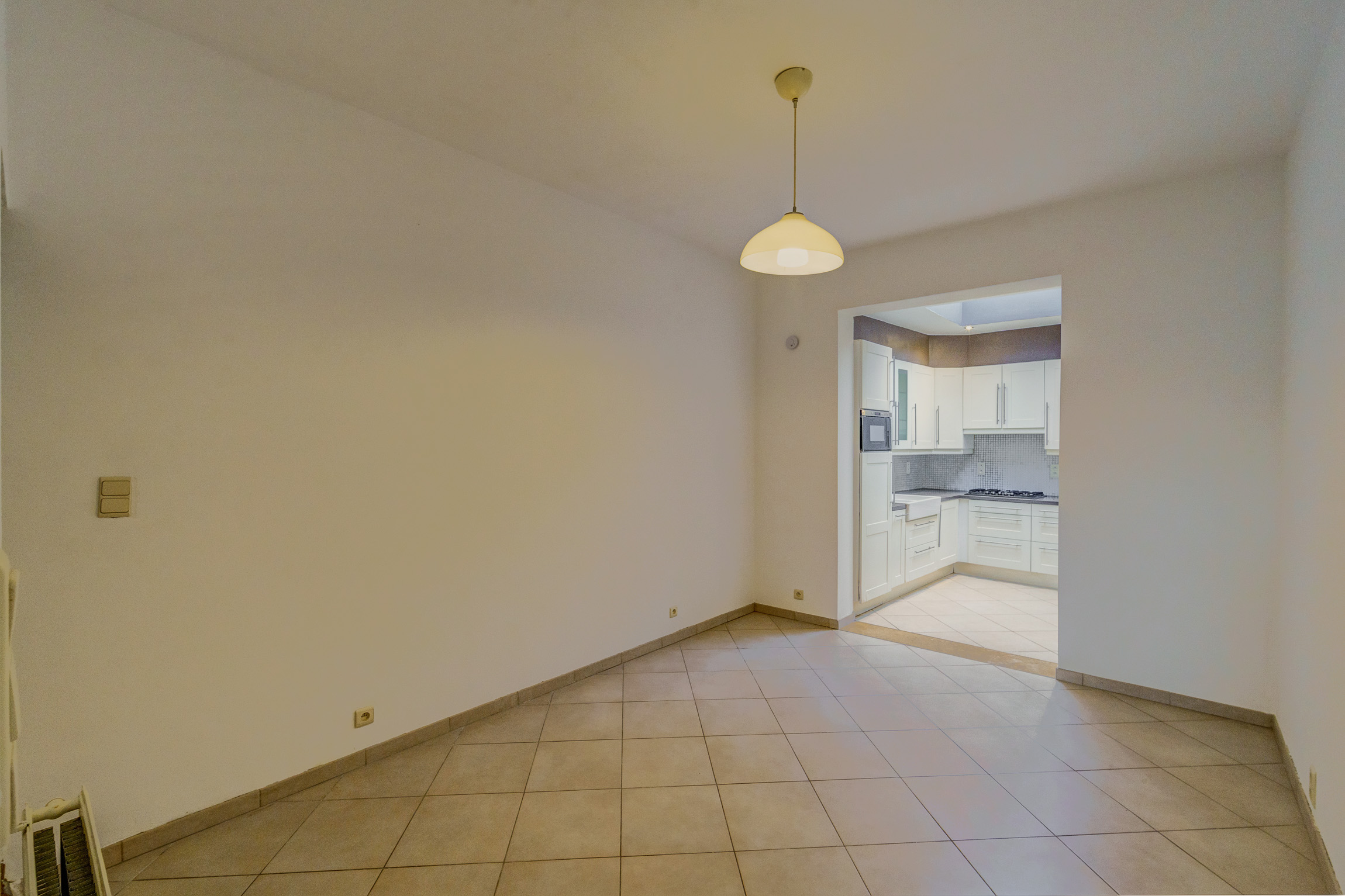 Instapklare woning met 2 SLPK in het centrum van Herentals - foto 4