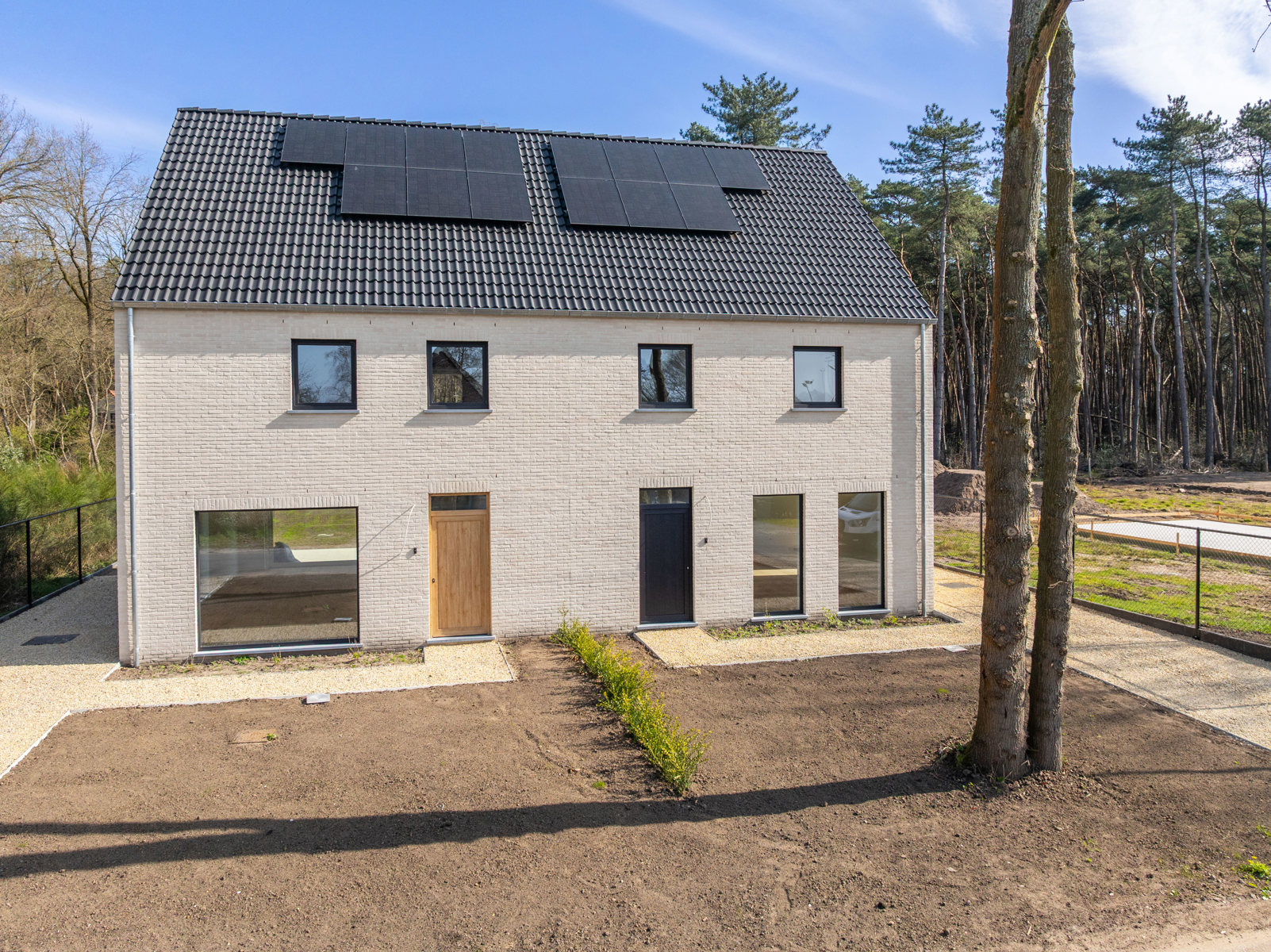 Energiezuinige nieuwbouwwoning met adembenemend uitzicht - foto 1