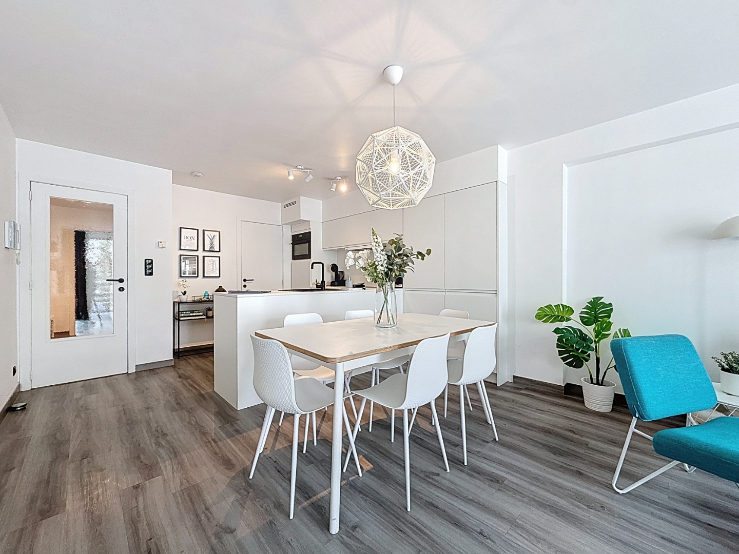 Apartment for sale in Nieuwpoort with 2 bedrooms - photo 4