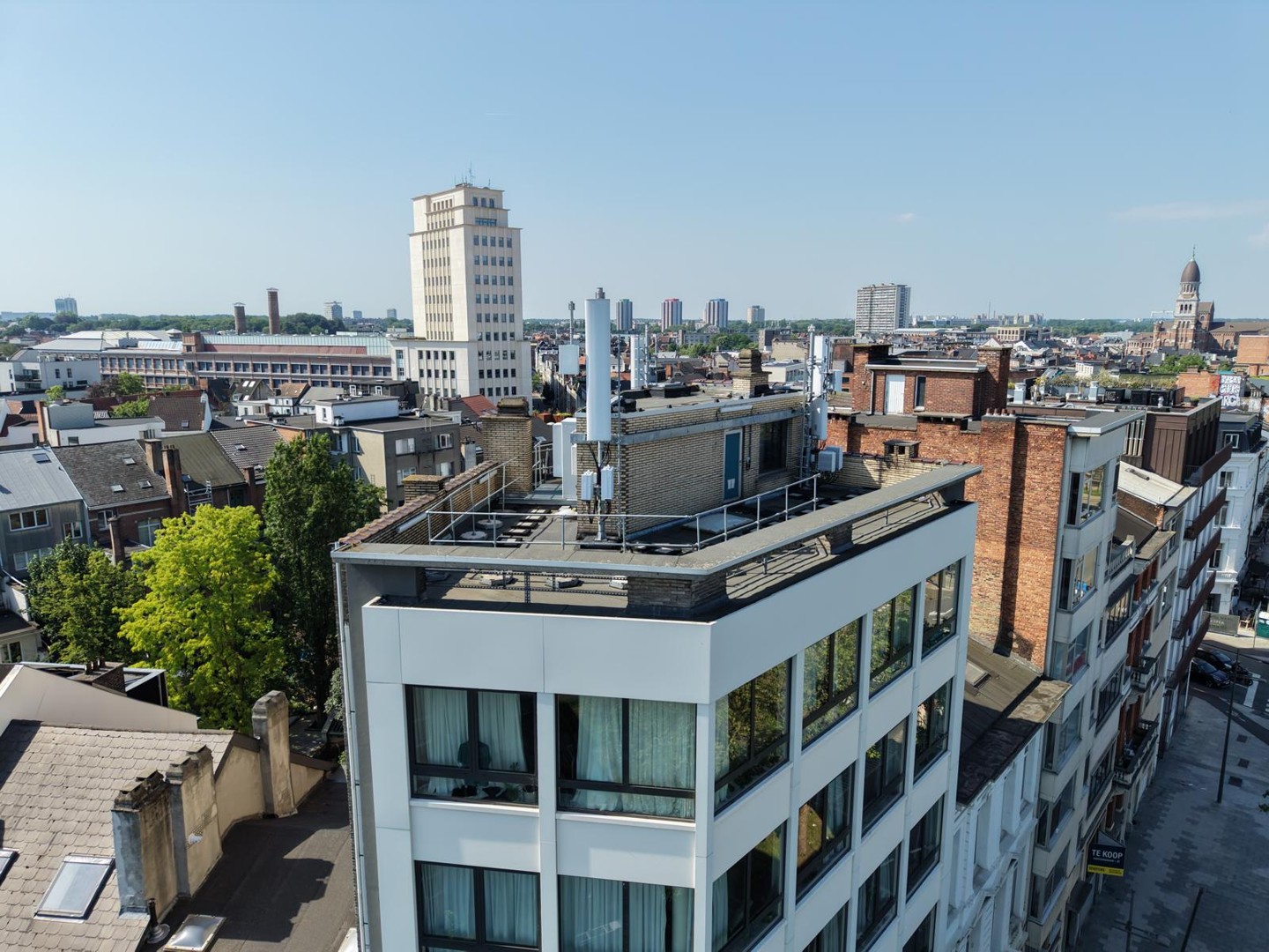Zonnige penthouse met zicht op de stad - foto 2