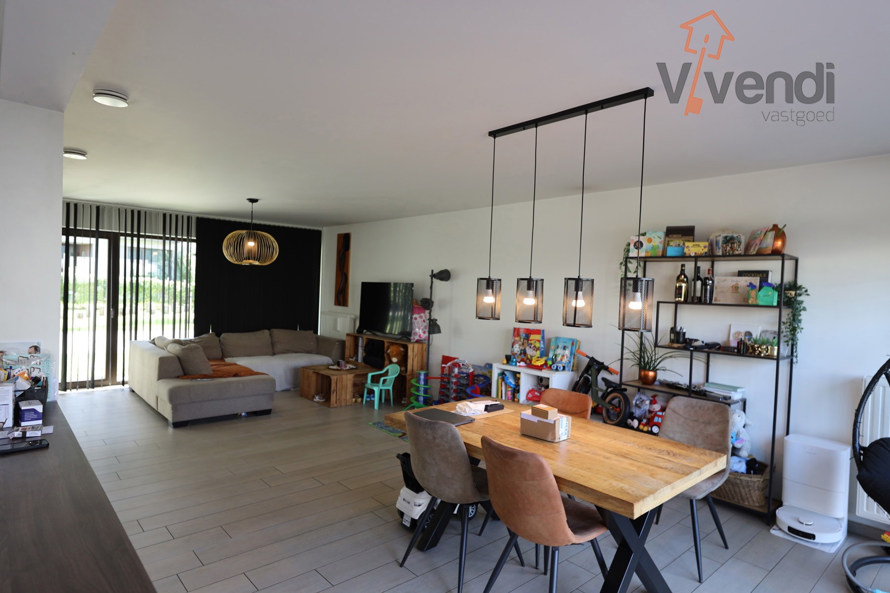 Woning met 3 Slpk en inpandige dubbele parking. - foto 4