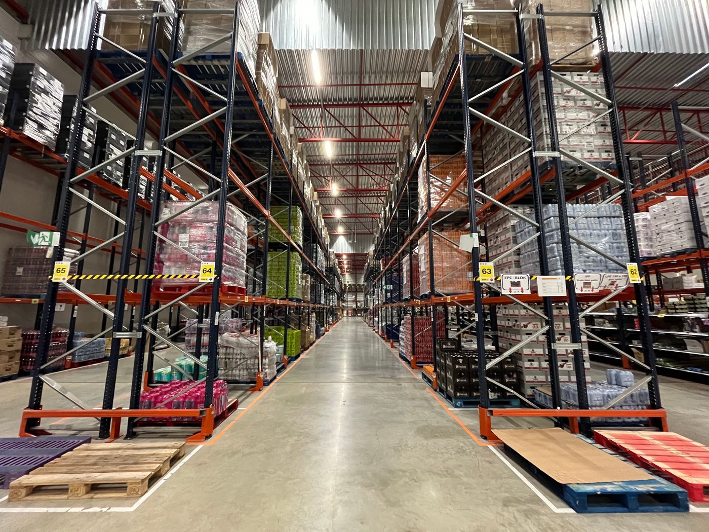 Logistics warehouse of 8,800 m² - 50,000 m² with office NEXT TO the A12 - photo 2