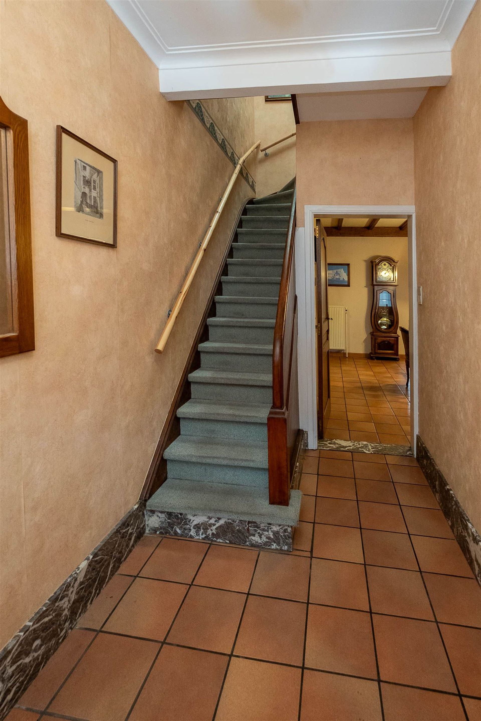 Eengezinswoning met 2 slaapkamers, veranda en tuin 200 m² - foto 3