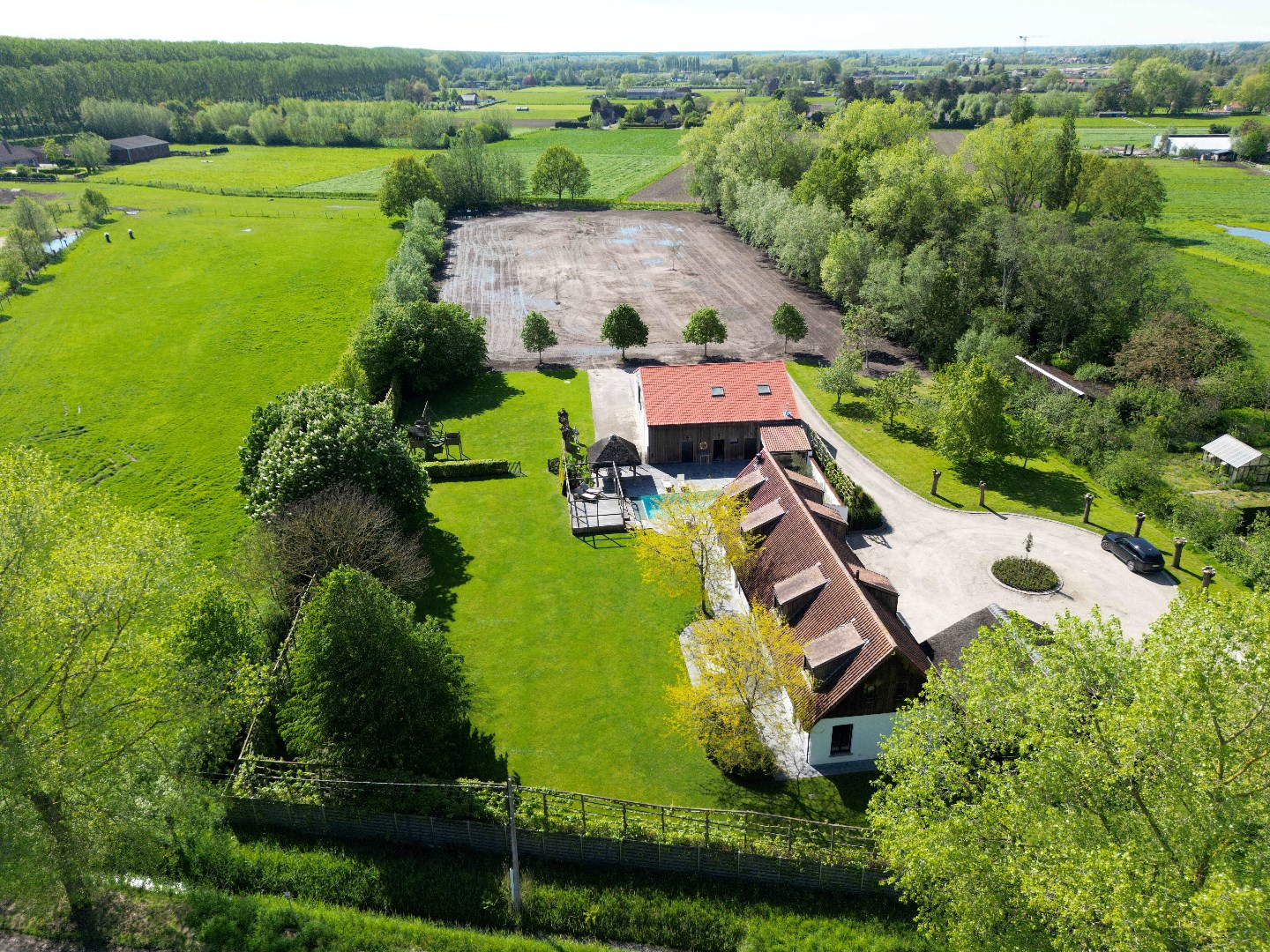 Superbe maison de campagne avec dépendances polyvalentes, piscine et magnifiques vues sur les polders - photo 1