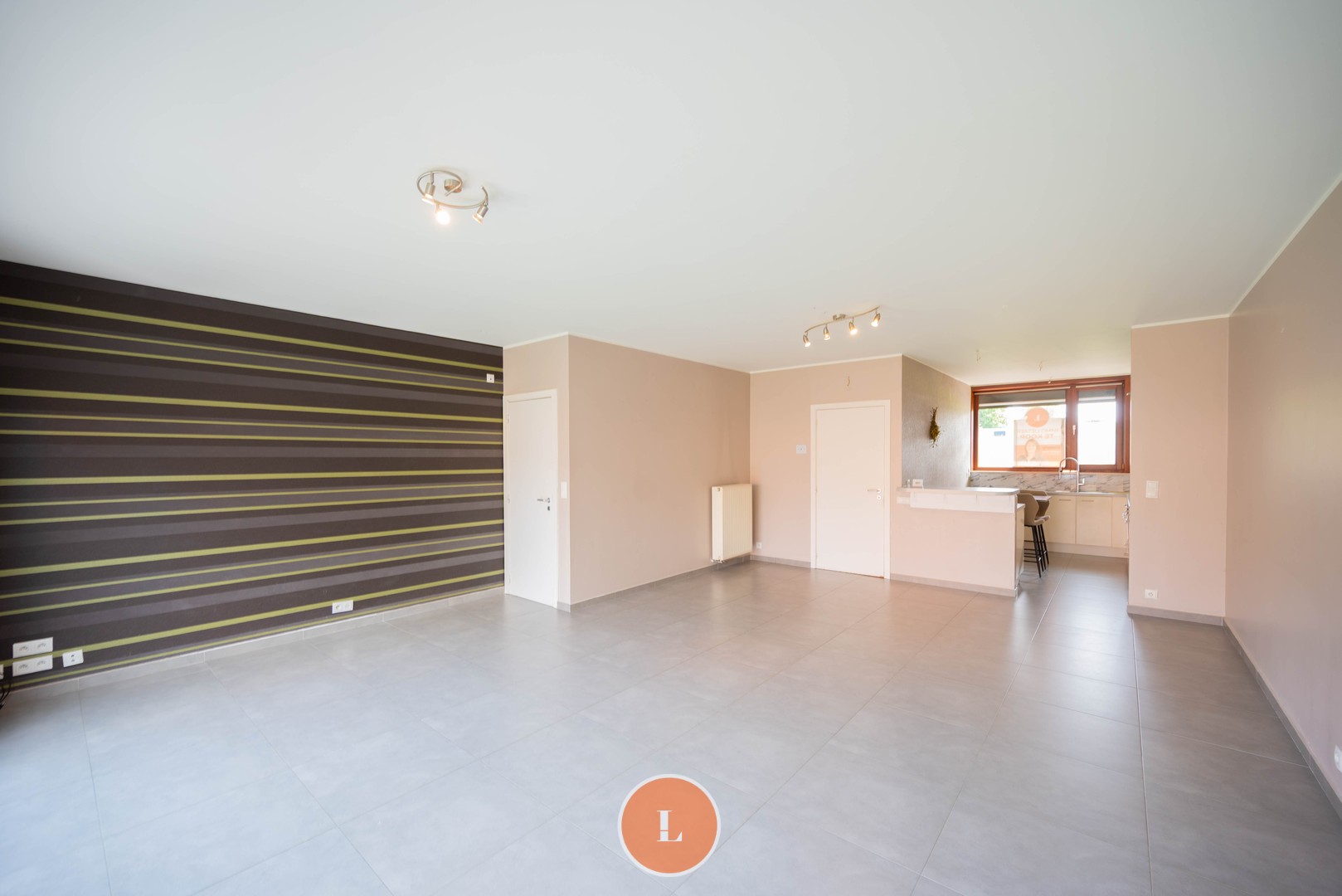 Instapklare woning met 3 slaapkamers en garage in Menen! - foto 5