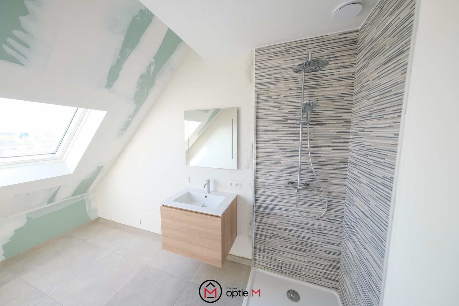 TE HUUR DUPLEX APPARTEMENT MET TERRAS IN DIEPENBEEK - foto 4