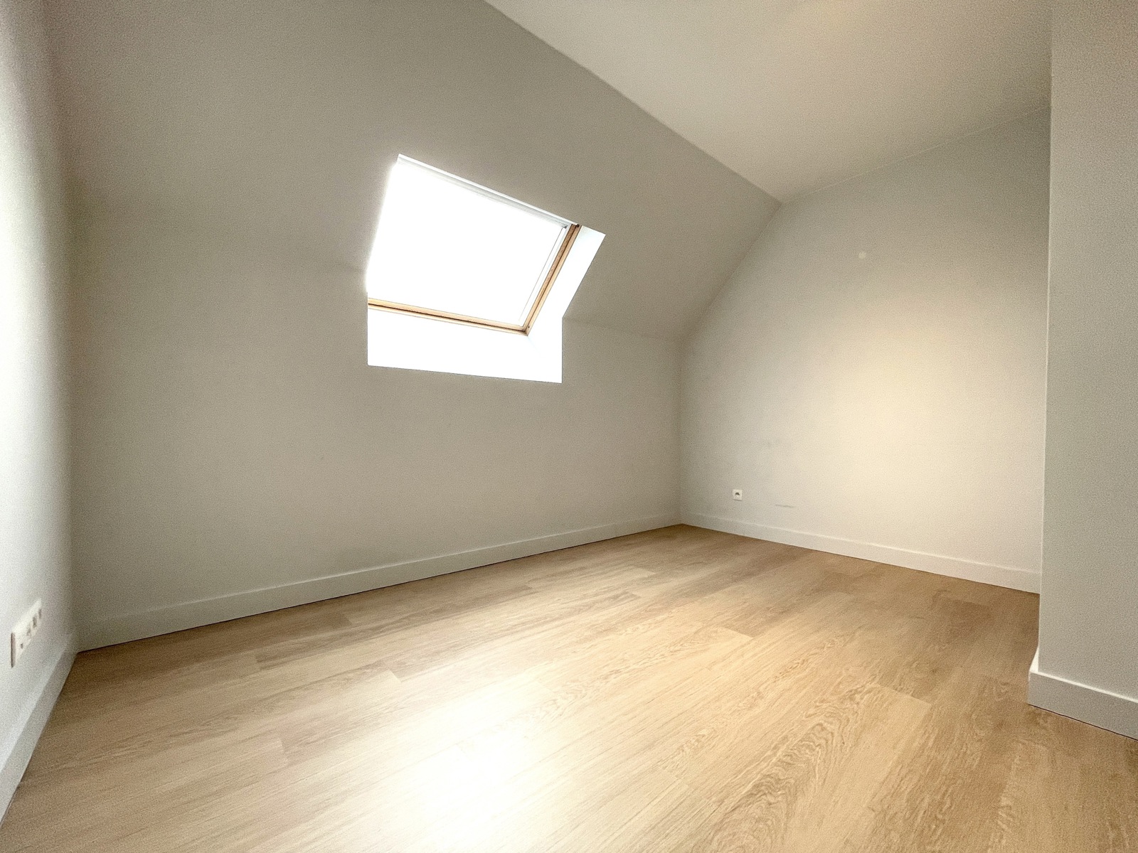 Duplex app met 2 slpk, terras en carport te OLV Waver - foto 5