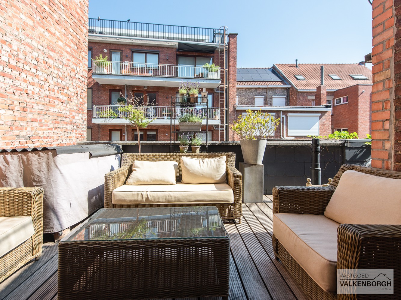 Unieke opbrengsteigendom in hartje Hasselt: handelspand met verhuurd appartement. - foto 5