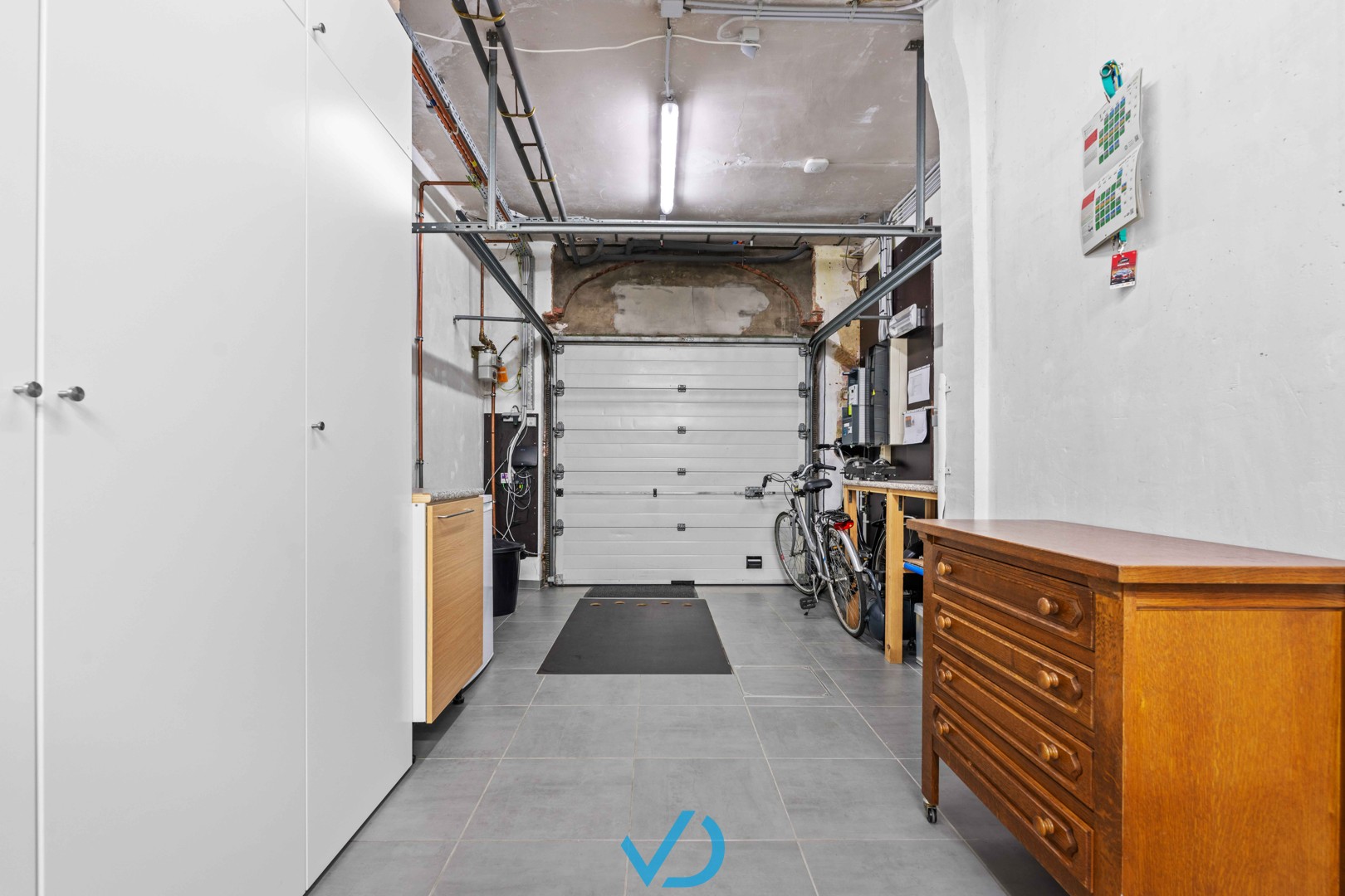 Instapklare woning met garage in het bruisend centrum van Ieper! - foto 4