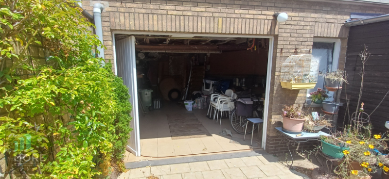 Charming corner house with garage and large garden at Notelarenlaan 11 in Knokke - photo 4