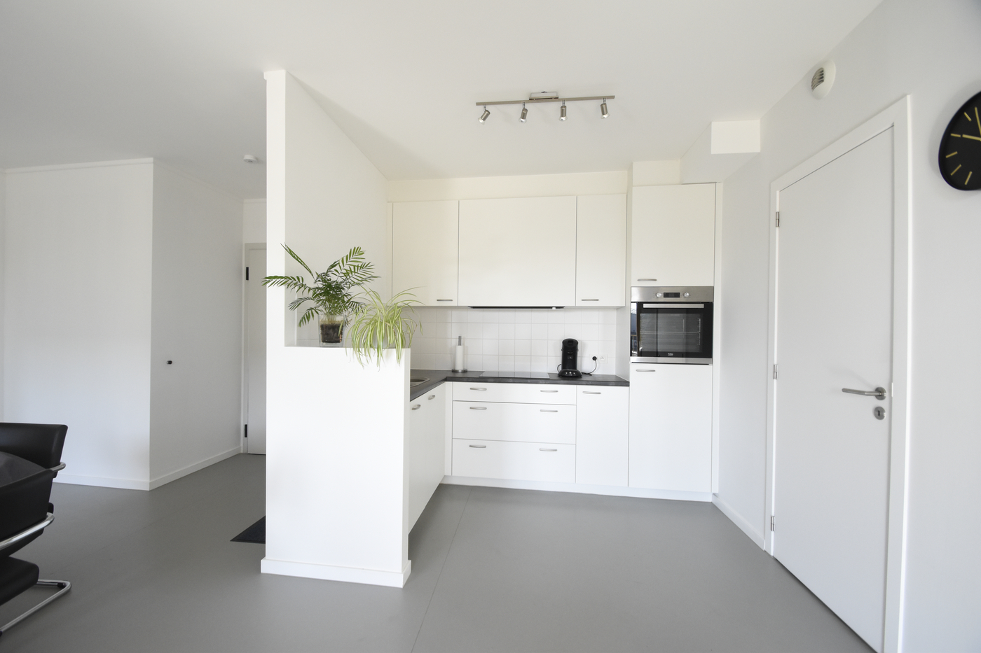 Gezellig appartement met ruim terras en ondergrondse autostaanplaats - foto 4