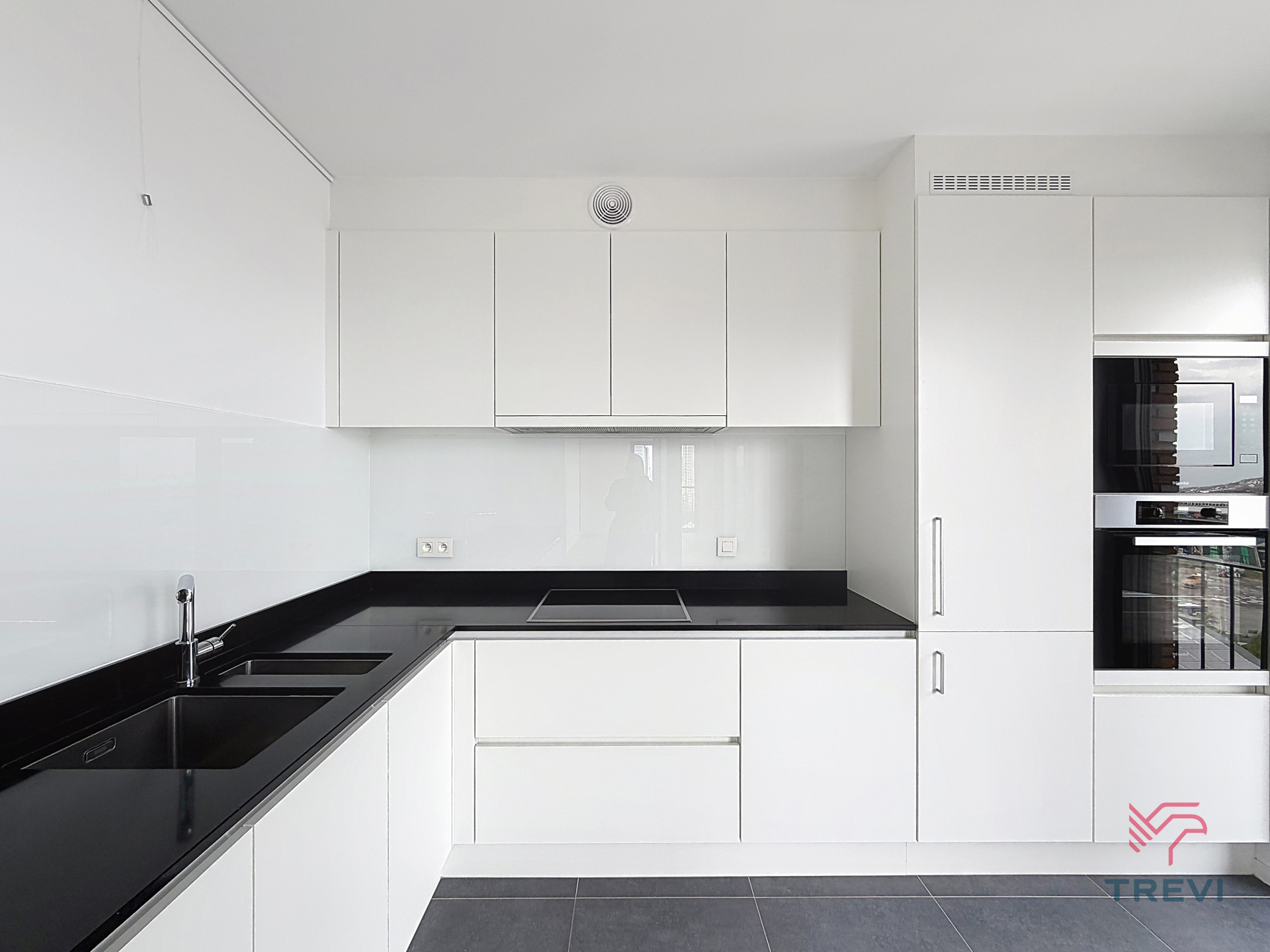 Prachtig appartement met 2 slpks, terras en topuitzicht - foto 4
